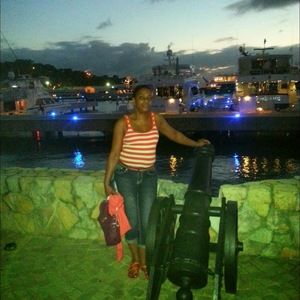 Meet your Posher, Joy